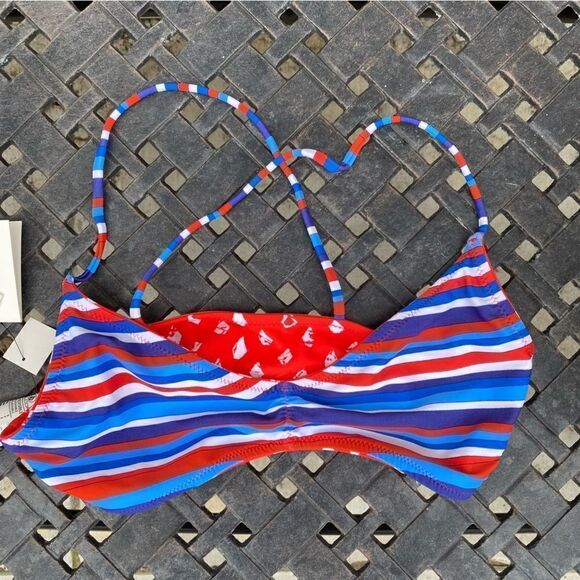 VOLCOM PRIDE RED/WHITE/BLUE REVERSIBLE V NECK BIKINI TOP SIZE SMALL NWT - Picture 6 of 14